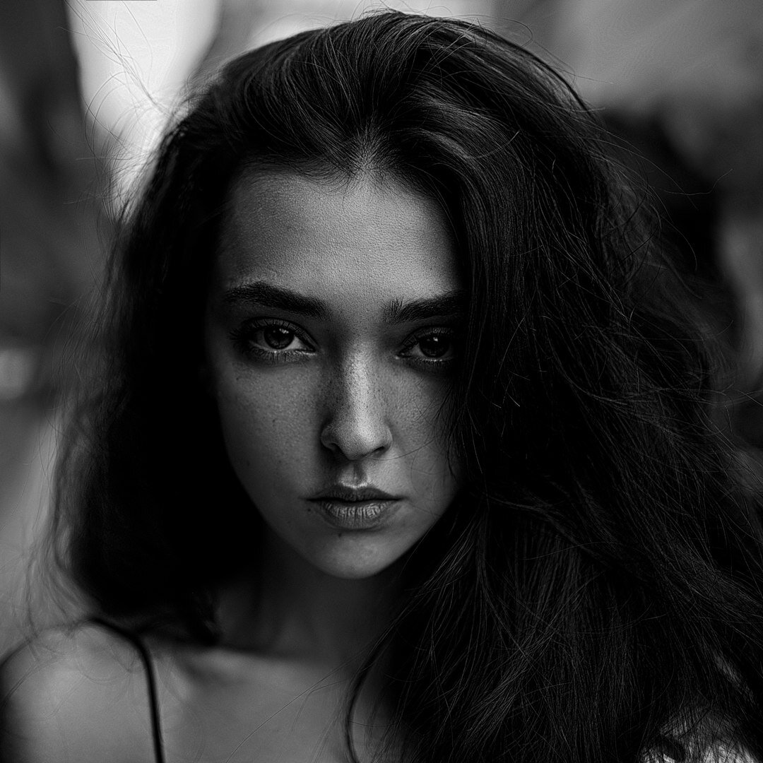 Portrait of a dark-haired woman